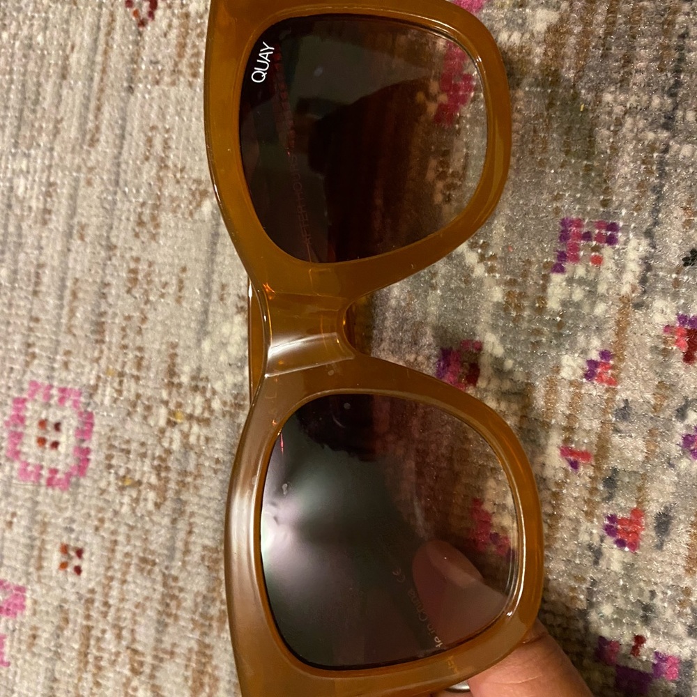 Quay oversized sunglasses